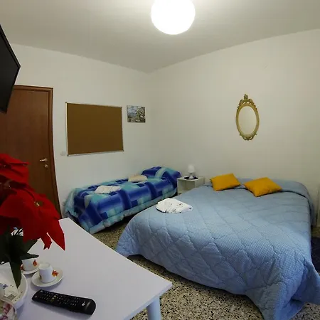 Konukevi Le Muse Cagliari